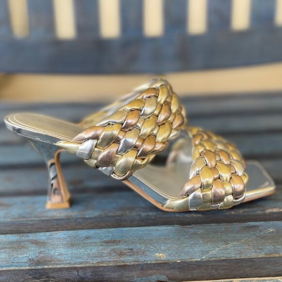 Marc Fisher Toree Women’s Braided Metallic Heeled Sandals 9.5 Silver Square Toe - Picture 5 of 10